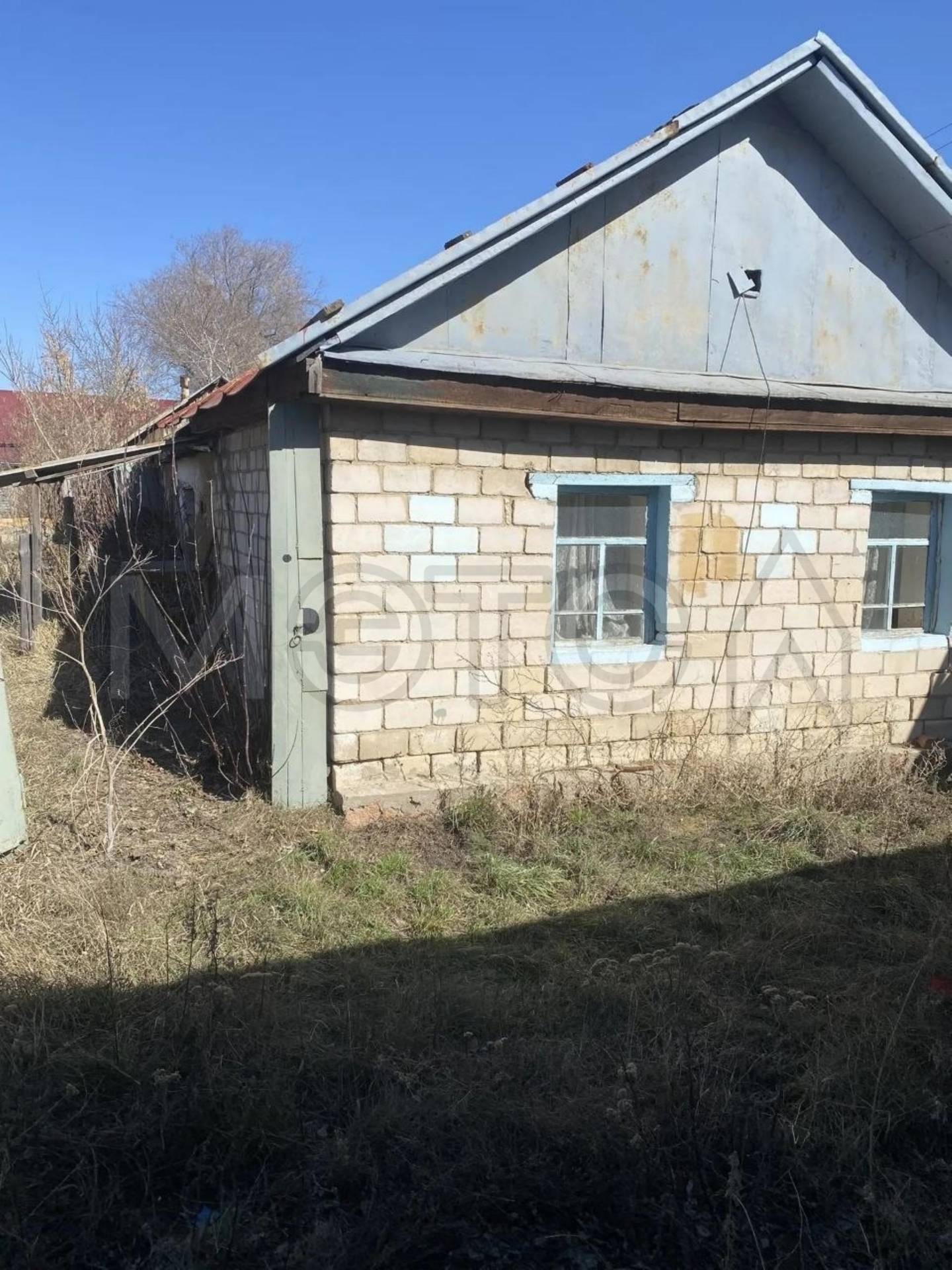 1/6 доля земельного участка, площадь 911 +/- 11 кв.м., адрес (местонахождение): 462802, Оренбургская обл, Новоорский р-н, село Кумак, ул Пионерская, уч 30а, кадастровый (условный) номер: 56:18:0501001:525; 1/3 доля земельного участка, площадь 911 +/- 11 кв.м., адрес (местонахождение): 462802, Оренбургская обл, Новоорский р-н, село Кумак, ул Пионерская, уч 30а, кадастровый (условный) номер: 56:18:0501001:525; 1/6 доля в здании, площадь 52.9 кв.м., назначение: Жилой дом, адрес (местонахождение): 4
