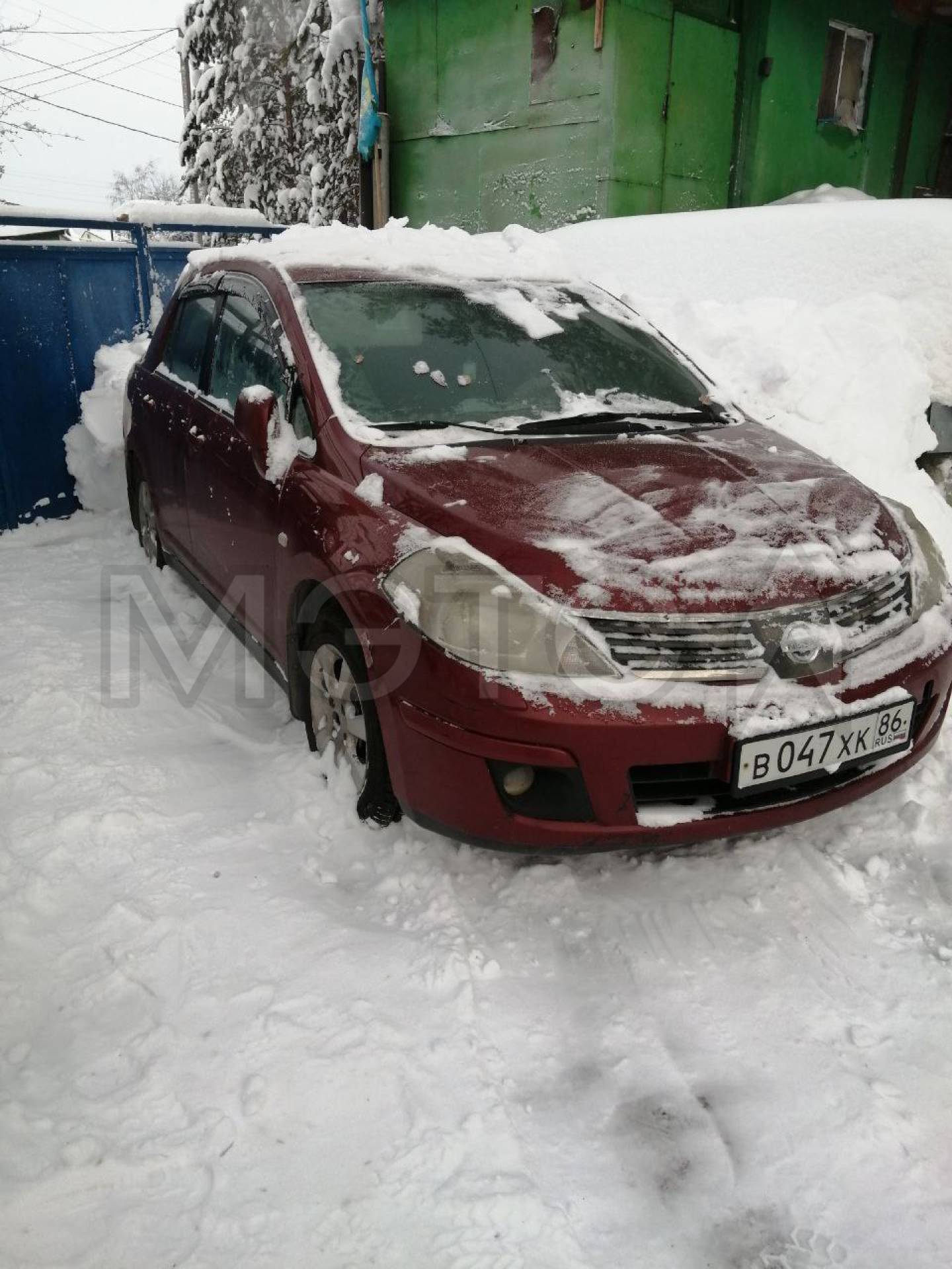 Легковой автомобиль, марка: NISSAN, модель: TIDA 1.6 ELEGANCE, год изготовления: 2007, цвет: красный, VIN: 3N1BCAC11UK408161, ПТС: 86ОК753749, г/н: В047ХК86, тип двигателя: бензиновый, мощность двигателя, л. с. (кВт): 110 (81), рабочий объем двигателя, куб. см: 1598, экологический класс: четвертый, разрешенная максимальная масса 1785 кг, масса без нагрузки 1268 кг, вид собственности: совместно нажитое имущество.
Обращаю внимание, что у автомобиля сломана АКПП, сломана ручка открытия капота, сало