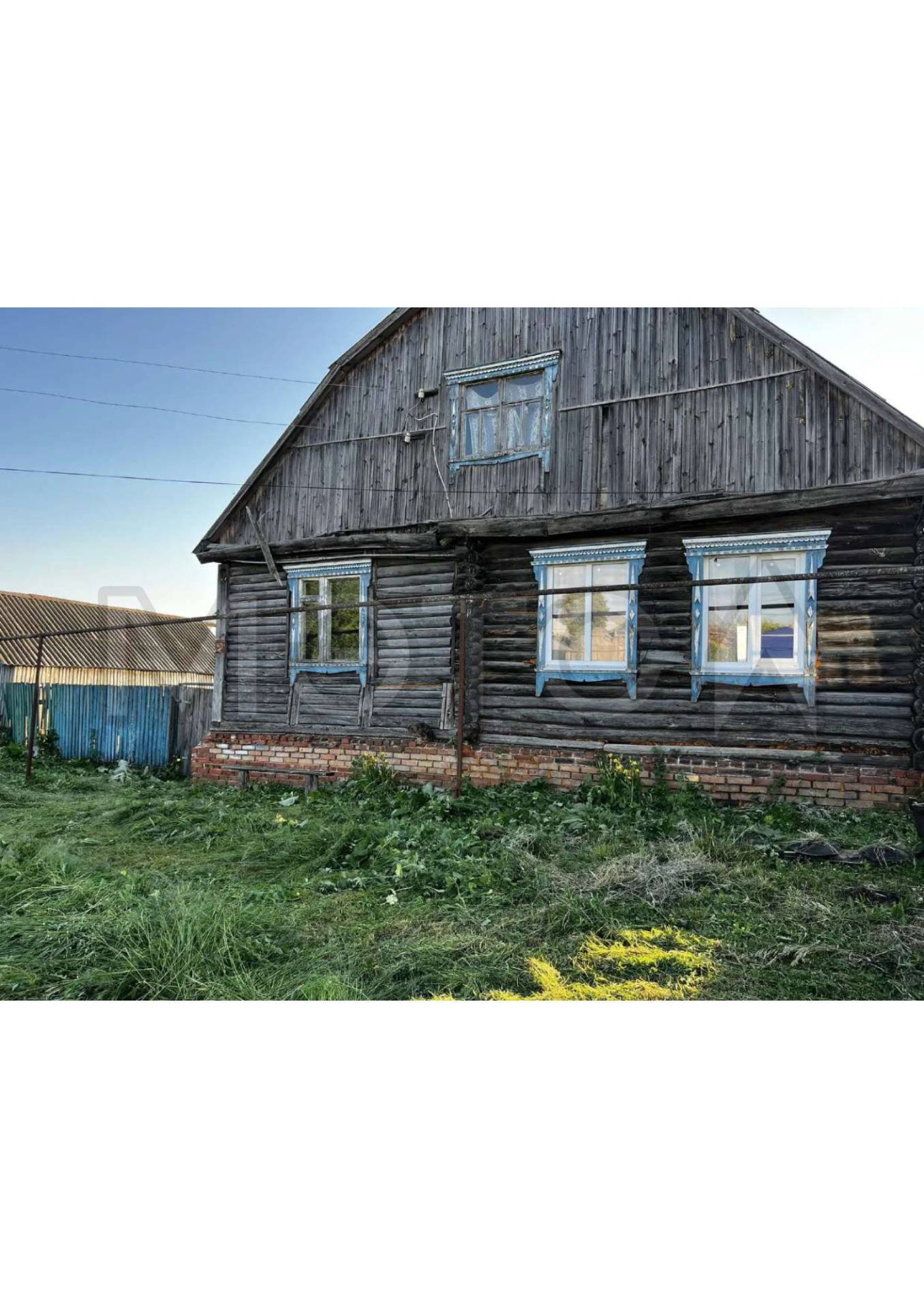 дом, площадью: 84,3 кв.м., с кадастровым номером: 58:21:0140203:256, расположенный на земельном участке, площадью: 3 484 кв.м., с кадастровым номером: 58:21:0140203:20; адрес: Российская Федерация, Пензенская область, р-н. Нижнеломовский, с. Кувак-Никольское, ул. Верхняя, д.40.
Порядок ознакомления с имуществом должника:
С ЛОТОМ №1 можно ознакомиться по месту его нахождения: 442135, Пензенская обл, Нижнеломовский р-н, Кувак-Никольское с, Верхняя ул, домовладение № 40, предварительно согласовав в