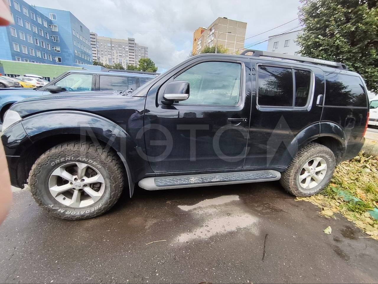 Транспортное средство
Легковой автомобиль марка и модель Nissan Pathfinder 4.0 LE, 2007 года выпуска, с VIN номером VSKJLWR51U0220814. В залоге у ПАО "Сбербанк России".
Порядок ознакомления с имуществом должника:
Ознакомление с имуществом происходит с момента публикации сообщения о продаже имущества и до окончания приема заявок по адресу: Московская область, г. Подольск, ул. Комсомольская, д. 28 по предварительной записи по телефону: +79612494383.