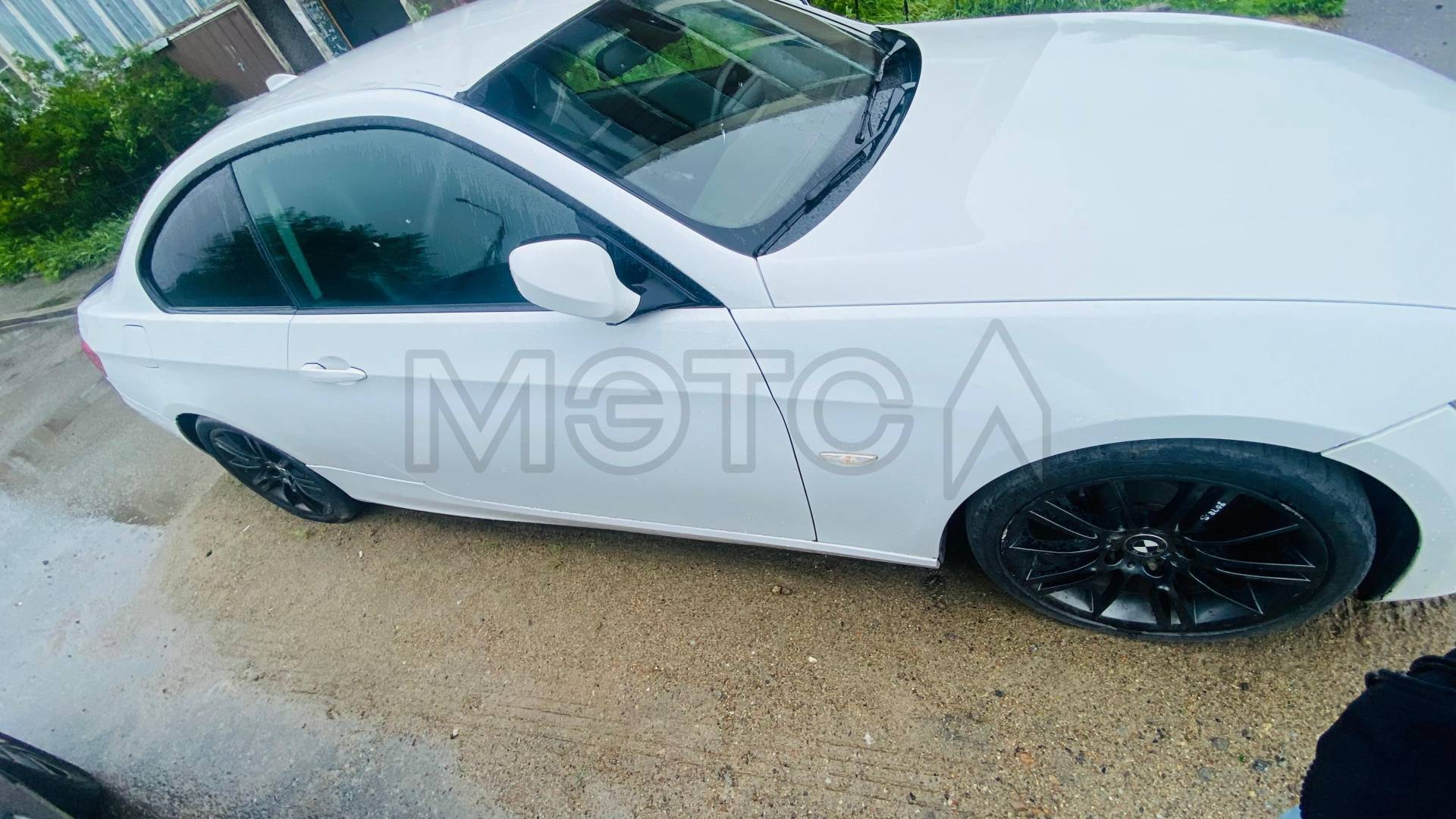 Автомобиль марки и модели: BMW 3 серия, VIN WBAKK31070E251326, 2010 г.в. - 1 381 000,00 рублей.
Объект в залоге. Залог в пользу ПАО Сбербанк.
Порядок ознакомления с имуществом должника:
С имуществом, являющимся предметом продажи, и имеющимися в отношении этого имущества
правоустанавливающими документами можно ознакомиться с момента публикации сообщения о
продаже и до даты завершения продажи имущества, предварительно согласовав дату, время и место по
телефону - +79217677828.