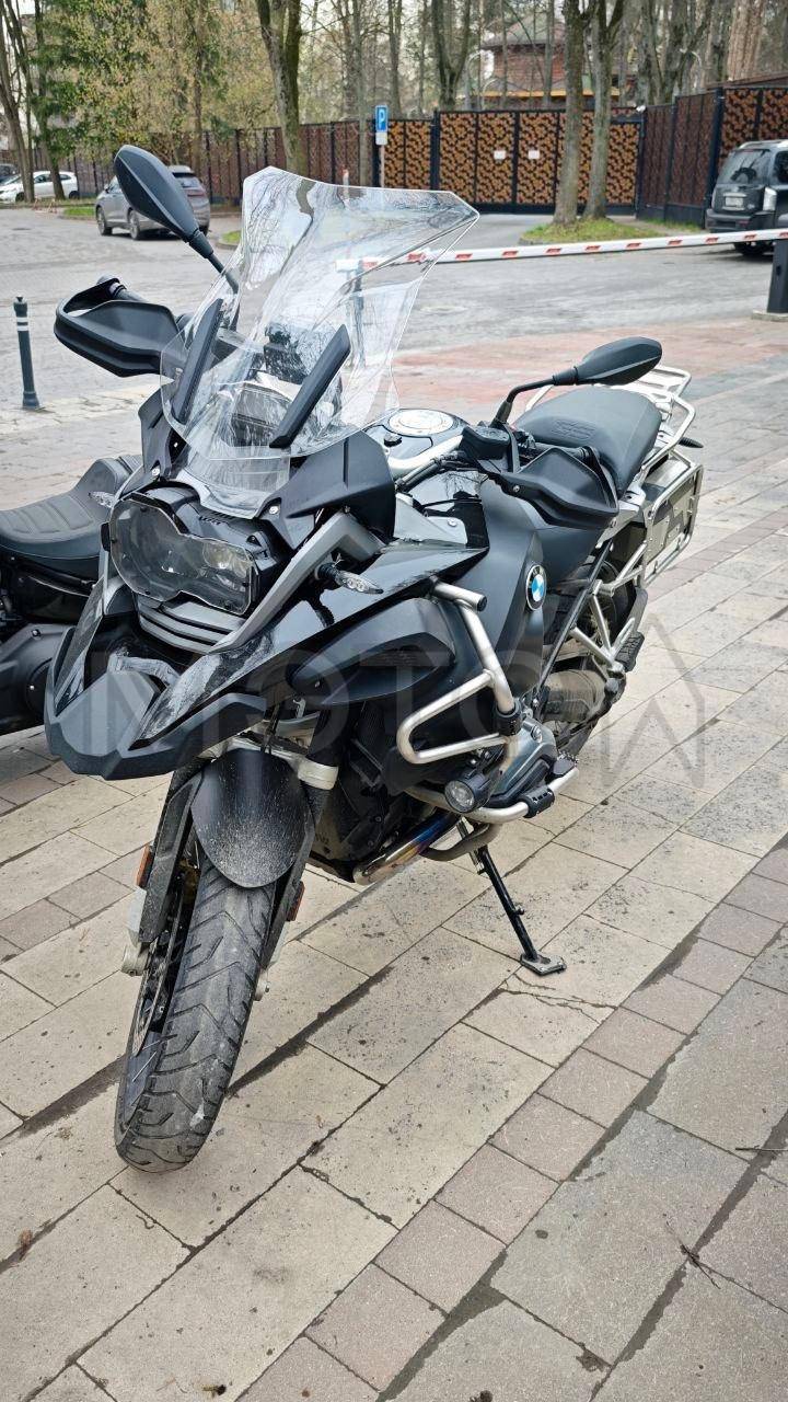 Мотоцикл марка, модель БМВ R1200GS ADVENTURE (BMW R1200GS ADVENTURE), 2018 года выпуска, идентификационный номер VIN WB10A0204JZ966484,
цвет черный, номер шасси (рама) WB10A0204JZ966484, мощность двигателя, кВт/л.
91,9/125, разрешенная max масса, kg 480, масса без нагрузки, kg 338, государственный
регистрационный знак 5176ВМ77.
Порядок ознакомления с имуществом должника:
Ознакомление с имуществом, информацией и документами по предварительному согласованию даты и времени с организатором торгов по