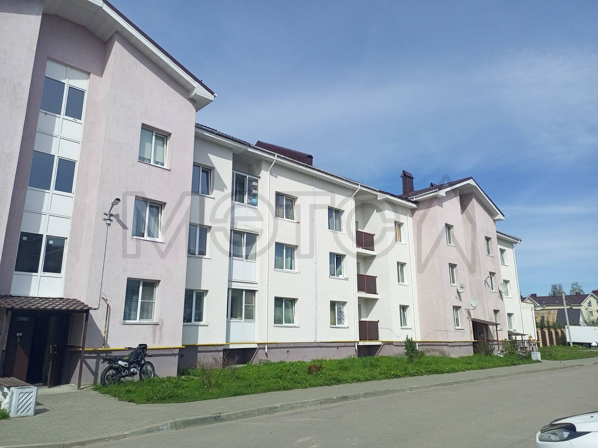 Квартира, площадь 61 кв.м.,
назначение: жилое, адрес
(местонахождение): Россия, обл
Брянская, р-н Дубровский, пгт
Дубровка, ул Ленина, дом 105,
квартира 2, кадастровый (условный)
номер: 32:05:0110305:1570
Порядок ознакомления с имуществом должника:
Ознакомление с имуществом, описанием, составом и характеристиками, производится по месту нахождения имущества. Иная информация и согласование осмотра имущества, в рабочие дни, в рабочее время, в период приема заявок, предварительно согласовав осмотр п