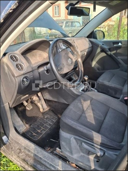 Легковой автомобиль, марка: VOLKSWAGEN TIGUAN, год изготовления: 2014, VIN: XW8ZZZ5NZFG102308
Информация об имуществе должника представляется продавцом по письменному запросу заинтересованного лица, в свободной форме по адресу: 400117, г. Волгоград, а/я 2691, kirpichev.torg@yandex.ru, тел. 89770787081