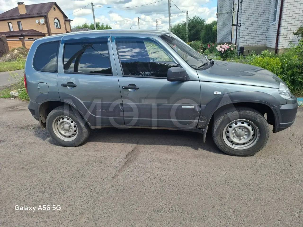 Легковой автомобиль: марка, модель: CHEVROLET NIVA 212300-55, VIN: X9L212300C0412502, год изготовления: 2012 г.в., цвет: темно-серый металлик, г/н: Р568НХ46
Порядок ознакомления с имуществом должника:
С имуществом Должника, выставляемом на торги, можно ознакомиться по адресу: г. Курск, ул. Са-довая, 10А (многоуровневая парковка), в рабочие дни: среда, пятница с 12:00 до 17:00, предвари-тельно согласовав время с финансовым управляющим по тел. +79103151115