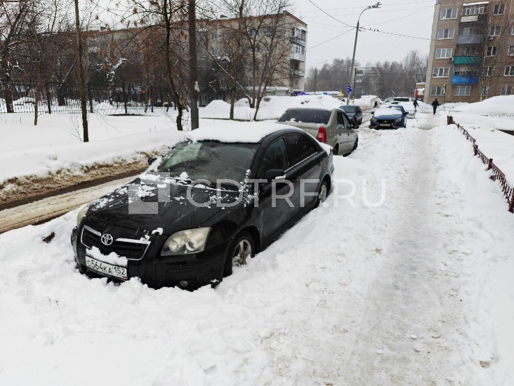 Легковой автомобиль Toyota Avensis, механическая коробка передач, 2007 года, с VIN номером SB1BR56L50E188776.
по предварительной договоренности с представителем должника, контактный тел: +7930-7035000, Карманов Александр.