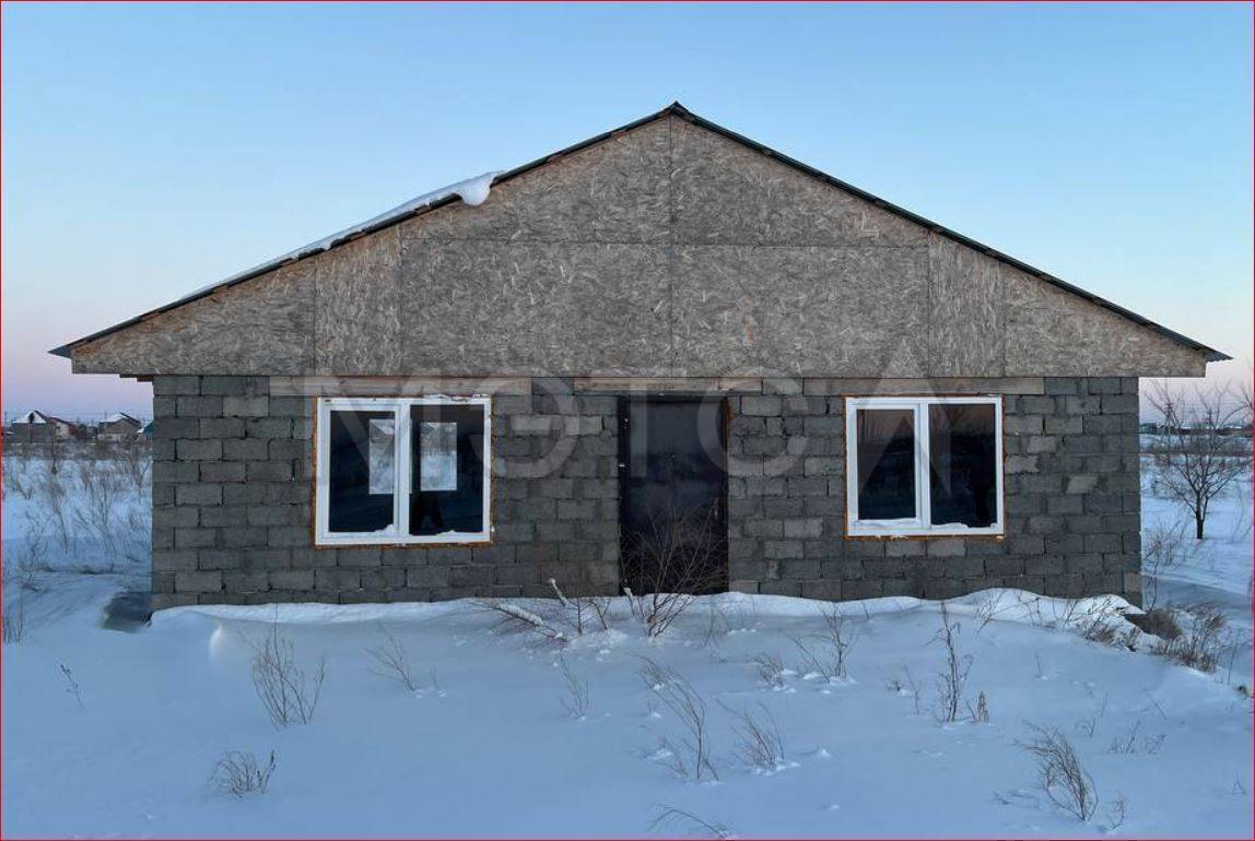 Земельный участок, площадью 700 +/- 9 кв. м + объект
незавершенного строительства (80% – степень готовности),
площадью застройки 98,5 кв.м, расположенные по адресу:
Российская Федерация, Оренбургская область, Соль-Илецкий
район, г Соль-Илецк, ул Гумилёва, з/у 5. Кадастровый номер
земельного участка: 56:47:0101023:869. Кадастровый номер
объекта незавершенного строительства: 56:47:0101023:1307.
Порядок ознакомления с имуществом должника:
С ЛОТОМ №1 можно ознакомиться по месту его нахождения: 46150
