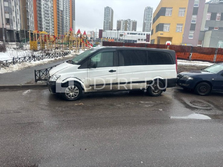 Лот №1 - Транспортное средство MERCEDES-BENZ VITO 113 CDI, VIN: WDF63970313825000, год изготовления: 2013, гос.рег.№ Р260НР46.
Имущество находится в залоге у ПАО Социальный коммерческий банк Приморья «Примсоцбанк» (ОГРН 1022500001061, ИНН 2539013067).
Доп.информацию можно получить с момента публикации сообщения о торгах и до окончания периода приема заявок по адресу: aufvv@mail.ru, а также на ЭТП. Ознакомление с лотом проводится по месту его нахождения в г. Санкт-Петербург по предварительной зап