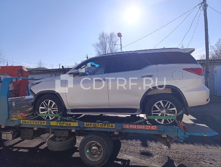 Лот №1: Транспортное средство: автомобиль марки Toyota Fortuner, VIN: MR0HA3FS300062651, 2019 года выпуска. Имущество находится в залоге у АО ЮниКредит Банка.
Имущество находится по адресу: Амурская область, г. Благовещенск, ул. Мухина, д. 57. Ознакомление с имуществом производится по предварительной записи, по телефону +79145753936.